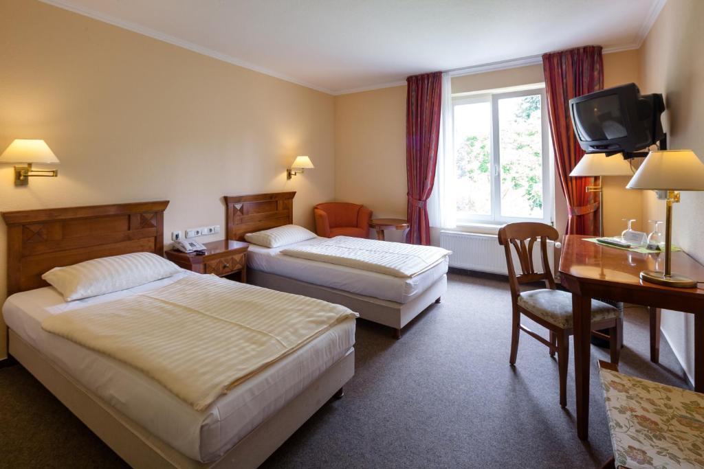 Hotel Garni Schlossgarten Neustrelitz Room photo